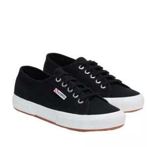 NWT SUPERGA Men's/Women's Avorio Sneaker (Black/White)